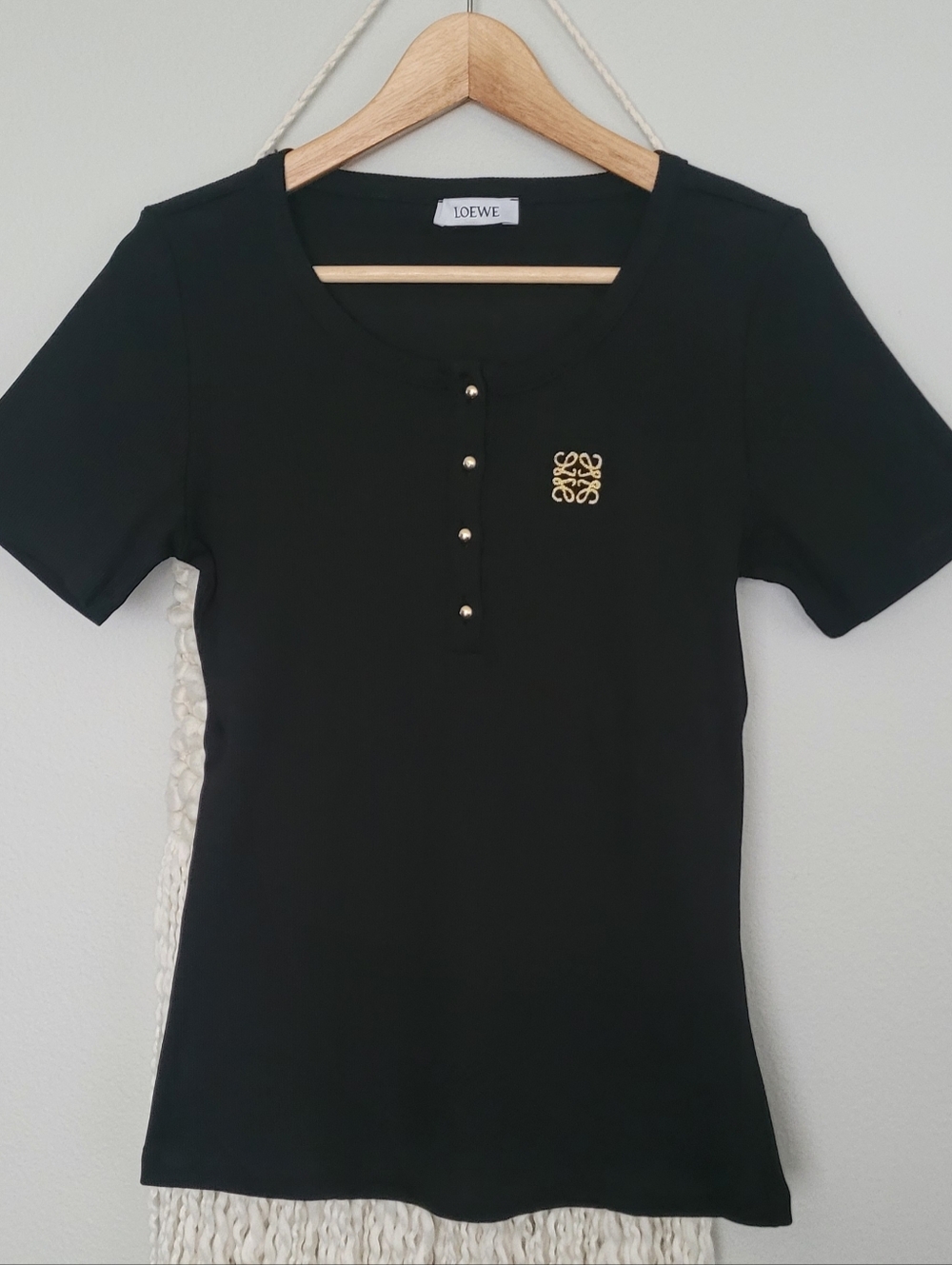 ✨️Loewe✨️ Black Tee with Gold Anagram✨️